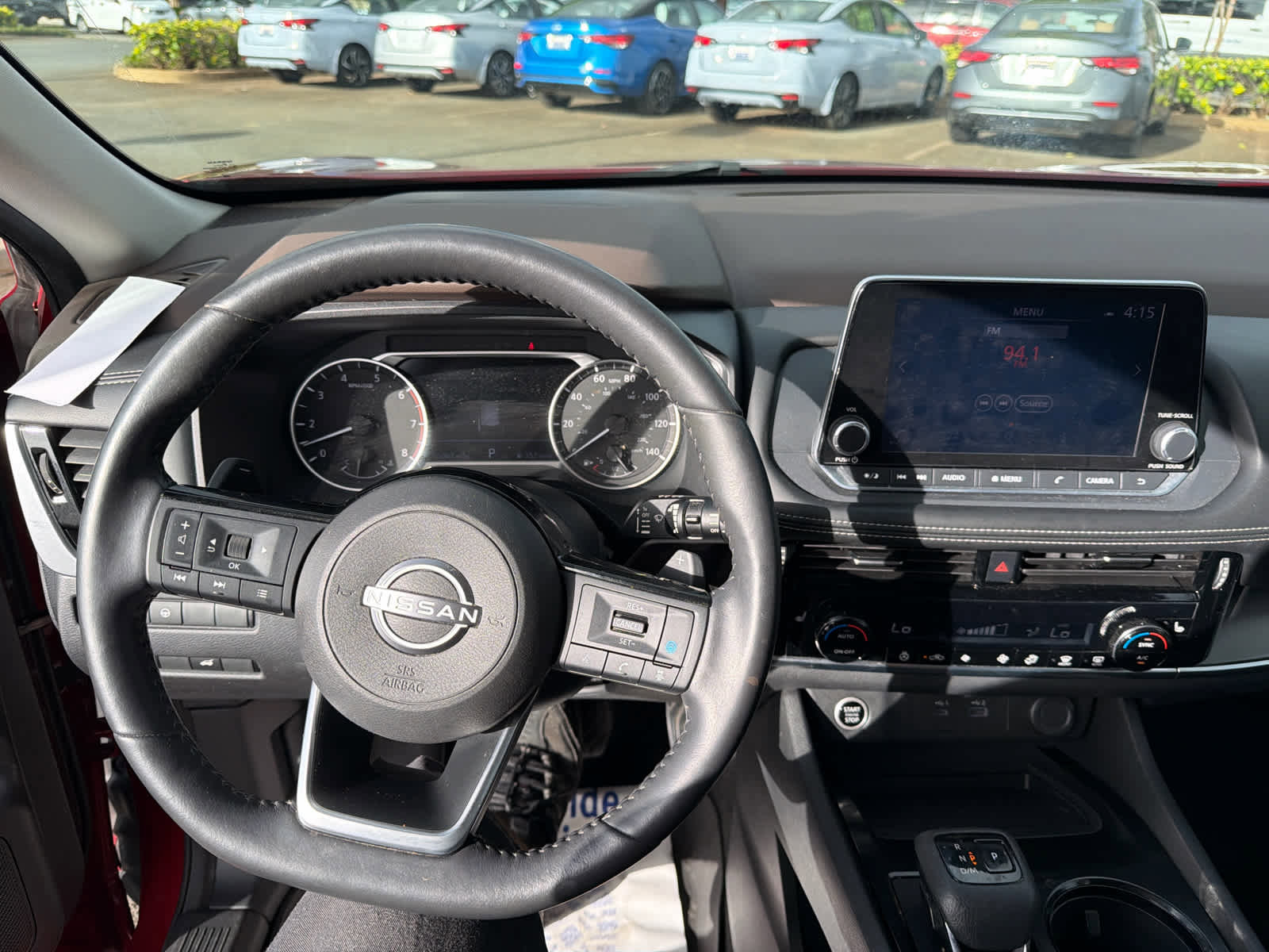 Used 2023 Nissan Rogue SV w/ SV Premium Package image 26