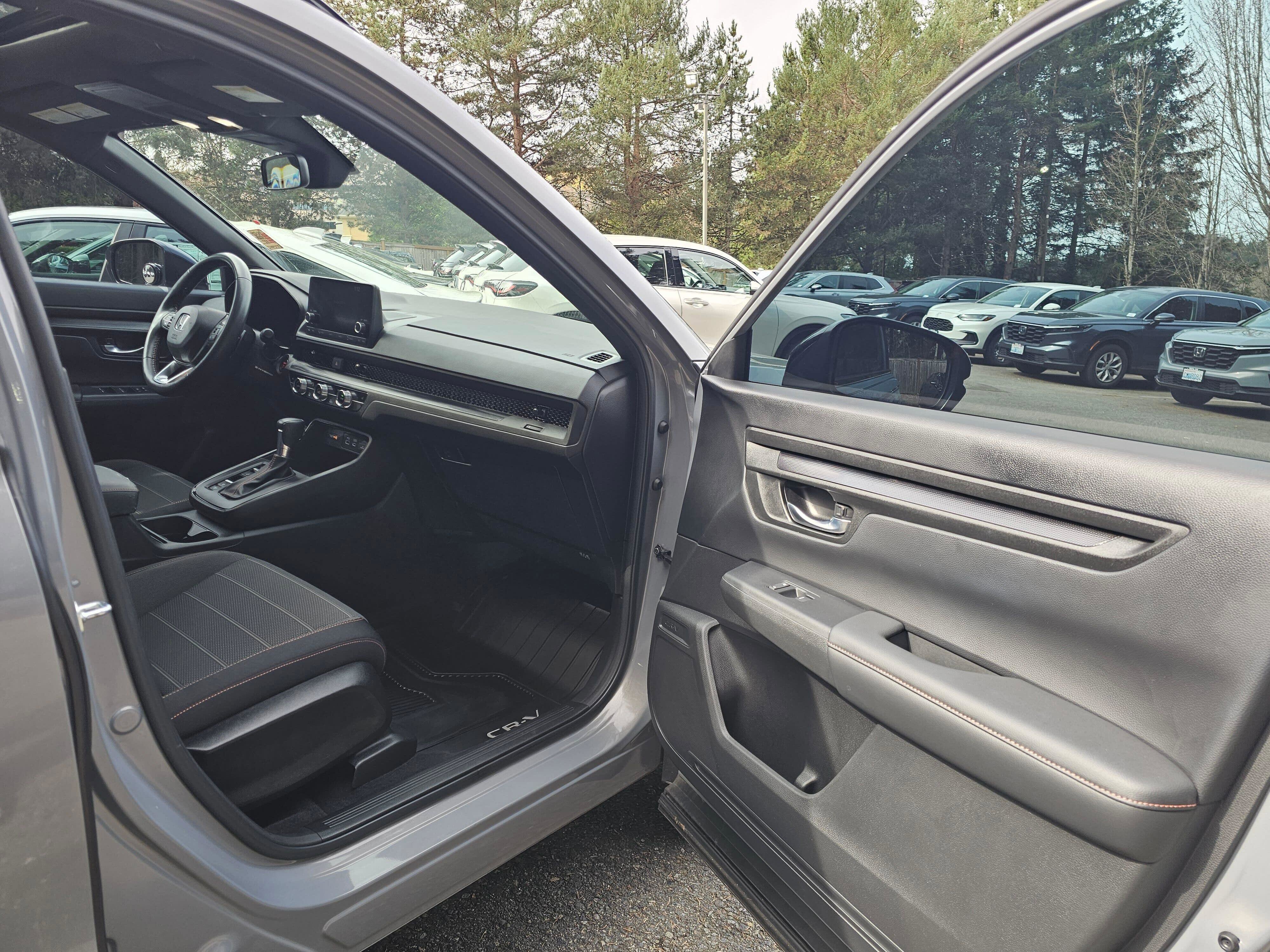 Used 2023 Honda CR-V Sport image 12