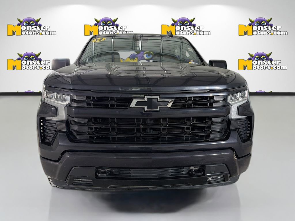 Used 2023 Chevrolet Silverado 1500 RST AWD/4WD image 2