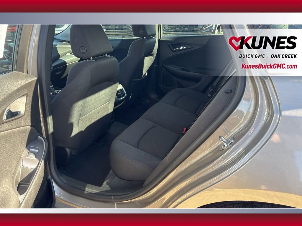 Used 2024 Chevrolet Malibu LT image 23