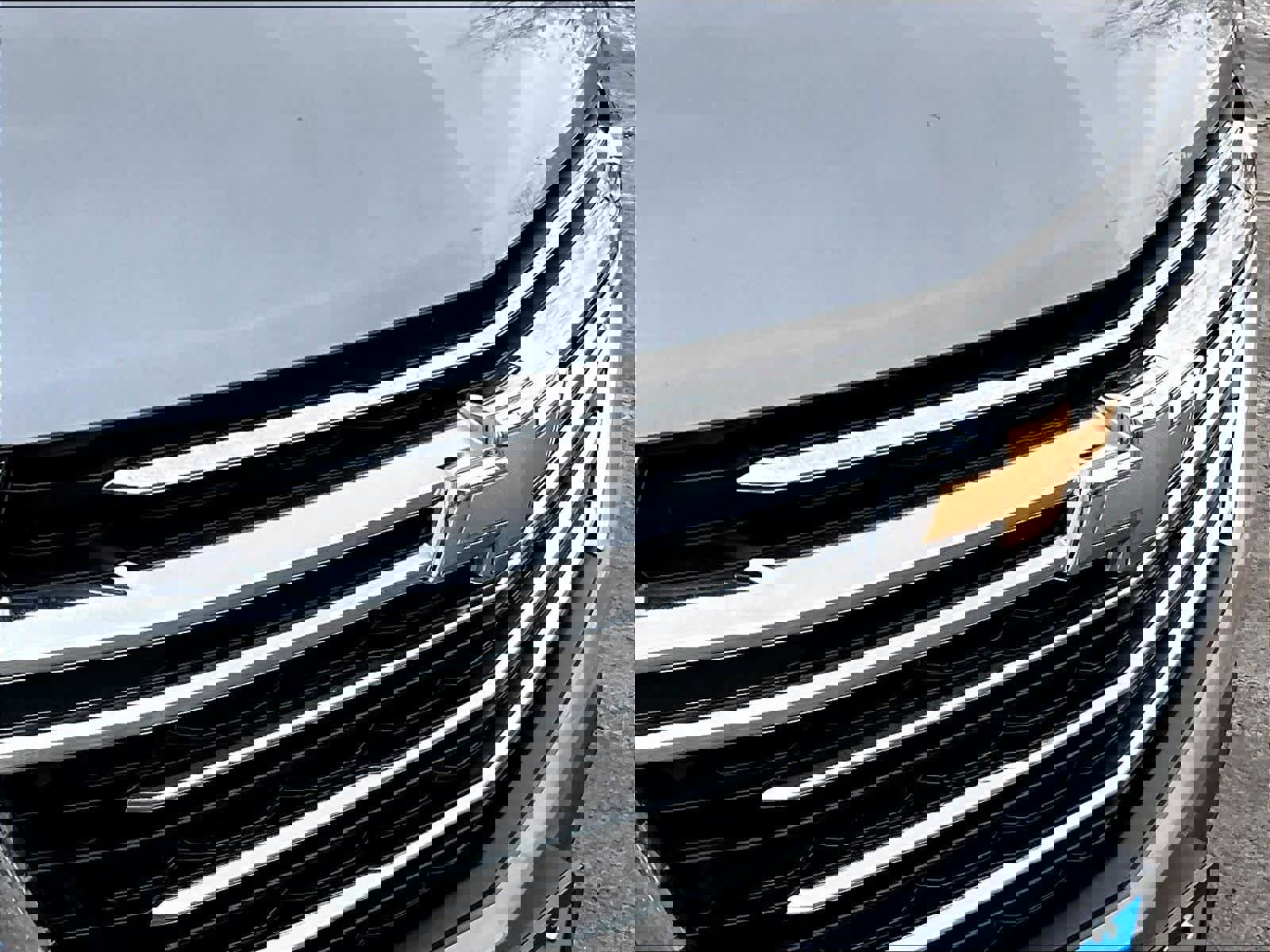 Used 2023 Chevrolet Traverse LT image 33