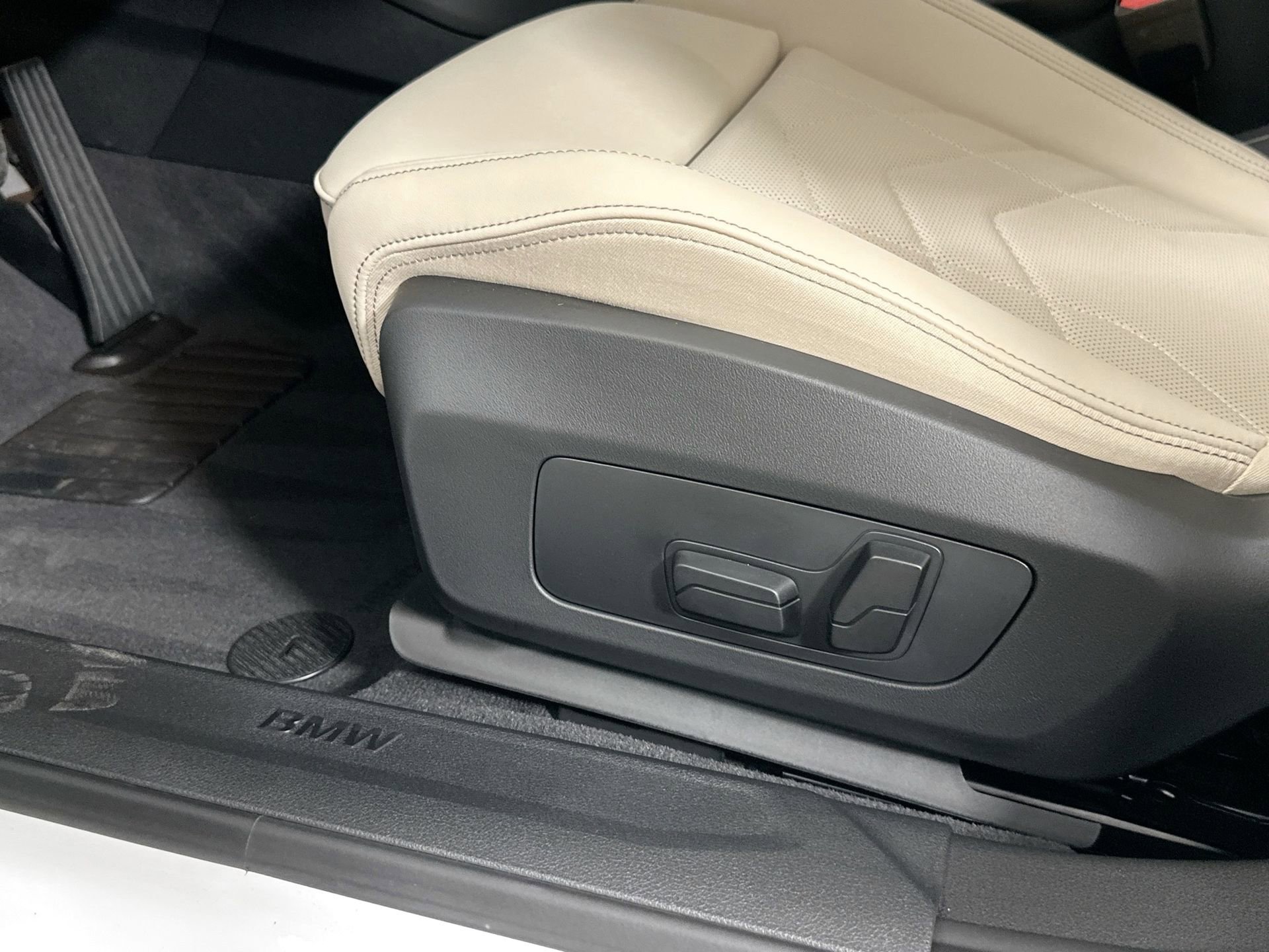 Certified 2026 BMW 228i xDrive w/ Technology Package image 19