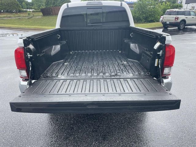 Used 2023 Toyota Tacoma SR5 RWD image 7