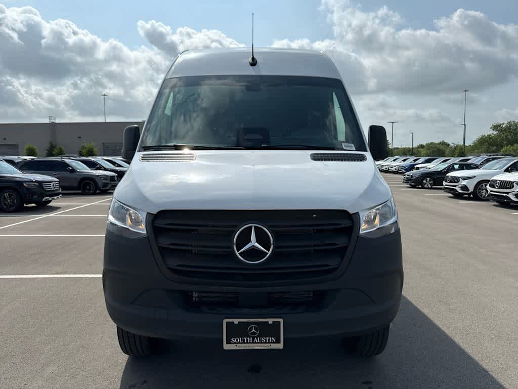 Used 2025 Mercedes-Benz Sprinter 2500 image 6