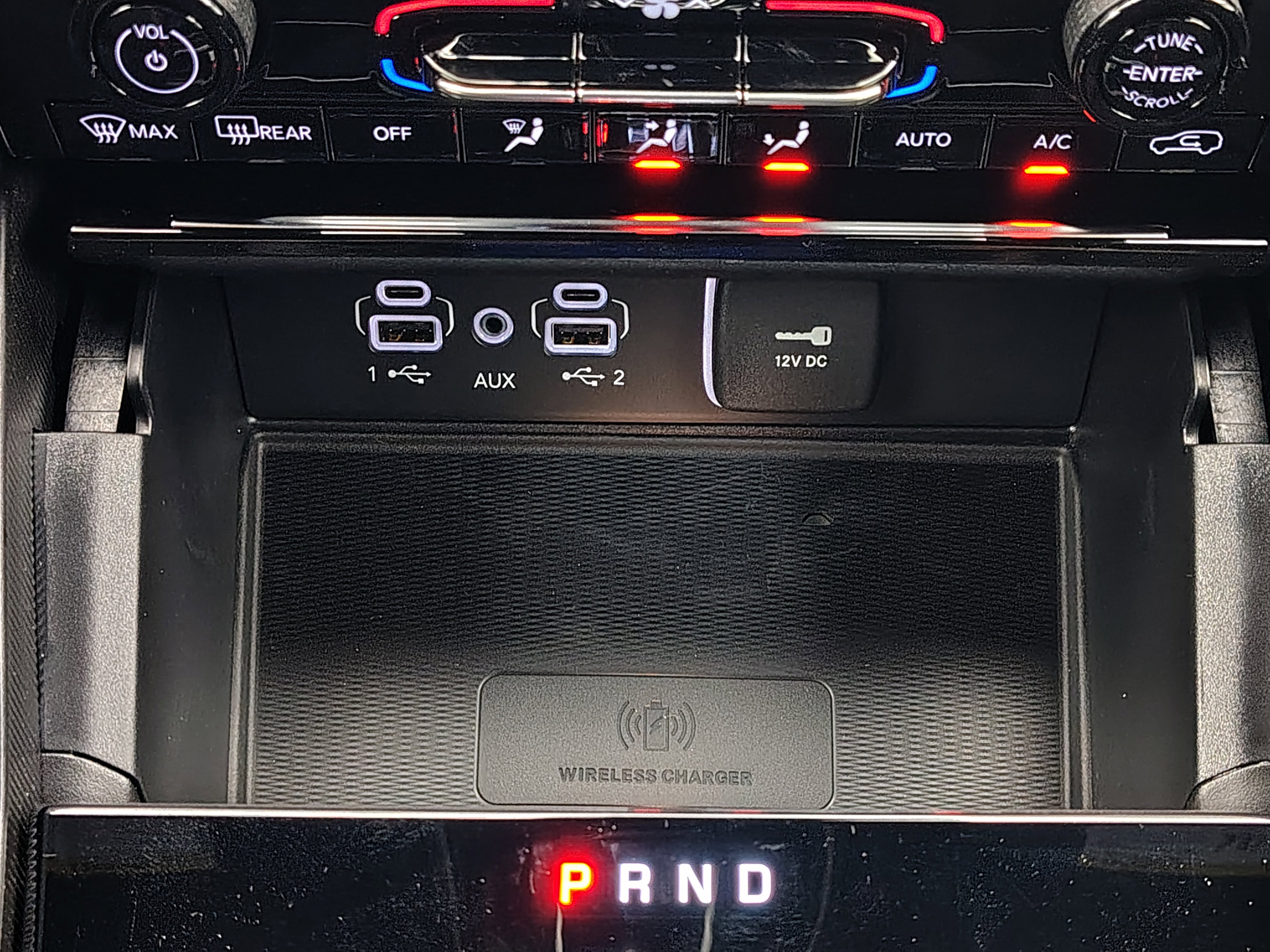 New 2025 Jeep Grand Cherokee Altitude image 28