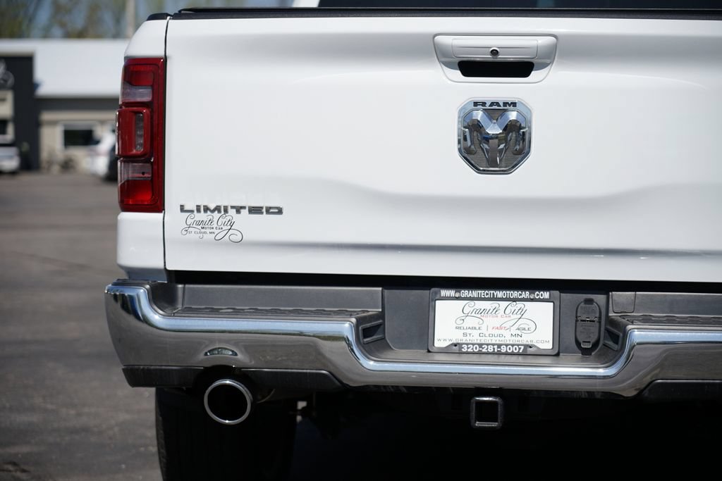 Used 2023 RAM 1500 Limited AWD/4WD image 10