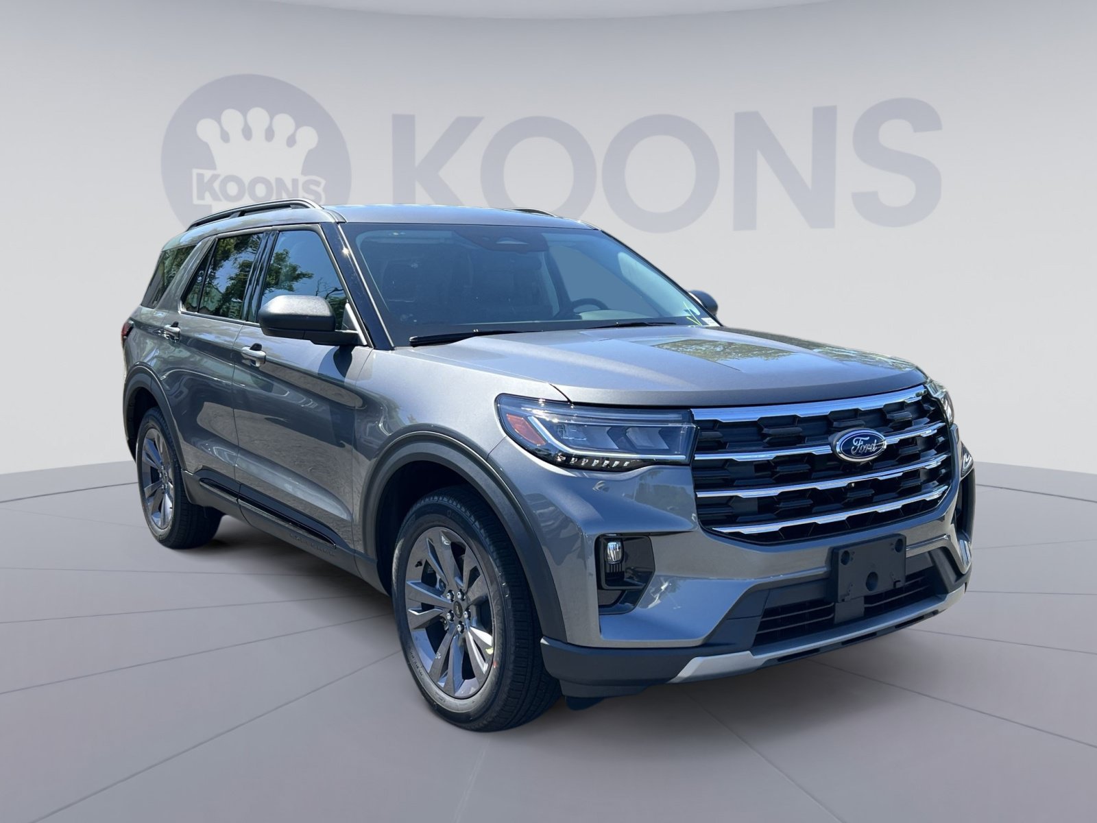 New 2026 Ford Explorer Active w/ Active Comfort Package AWD/4WD image 2