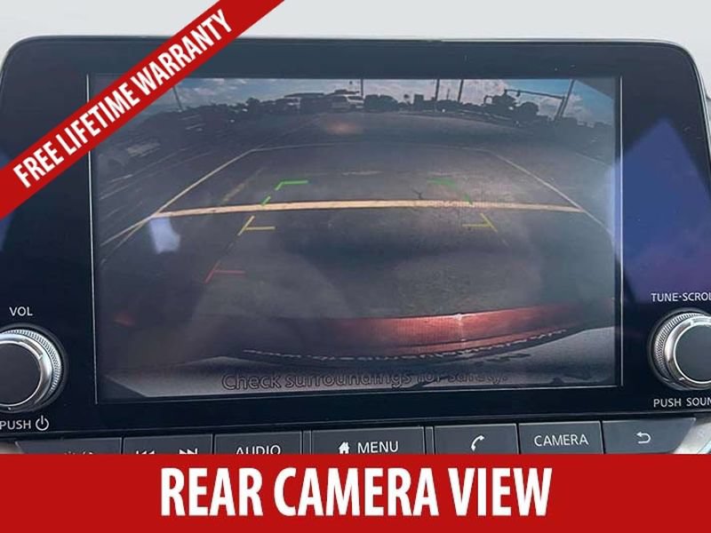 Used 2024 Nissan Altima 2.5 SV FWD image 9