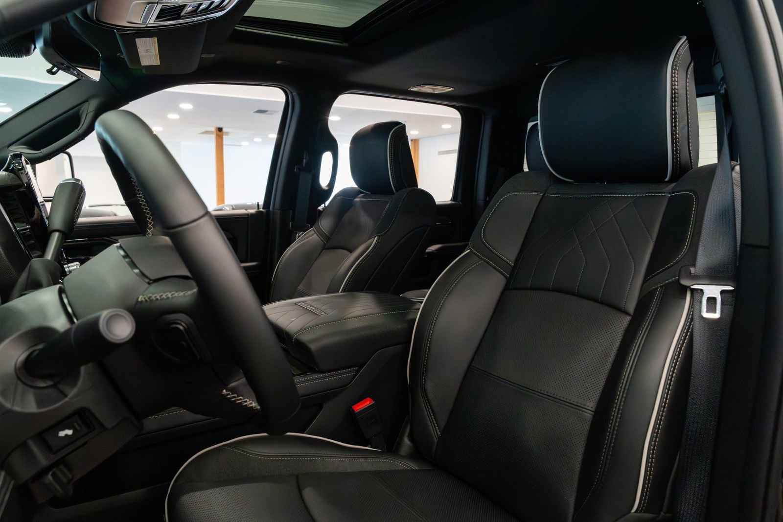 Used 2026 RAM 2500 Limited image 20