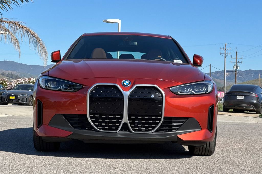 Used 2023 BMW i4 eDrive35 w/ Premium Package image 8