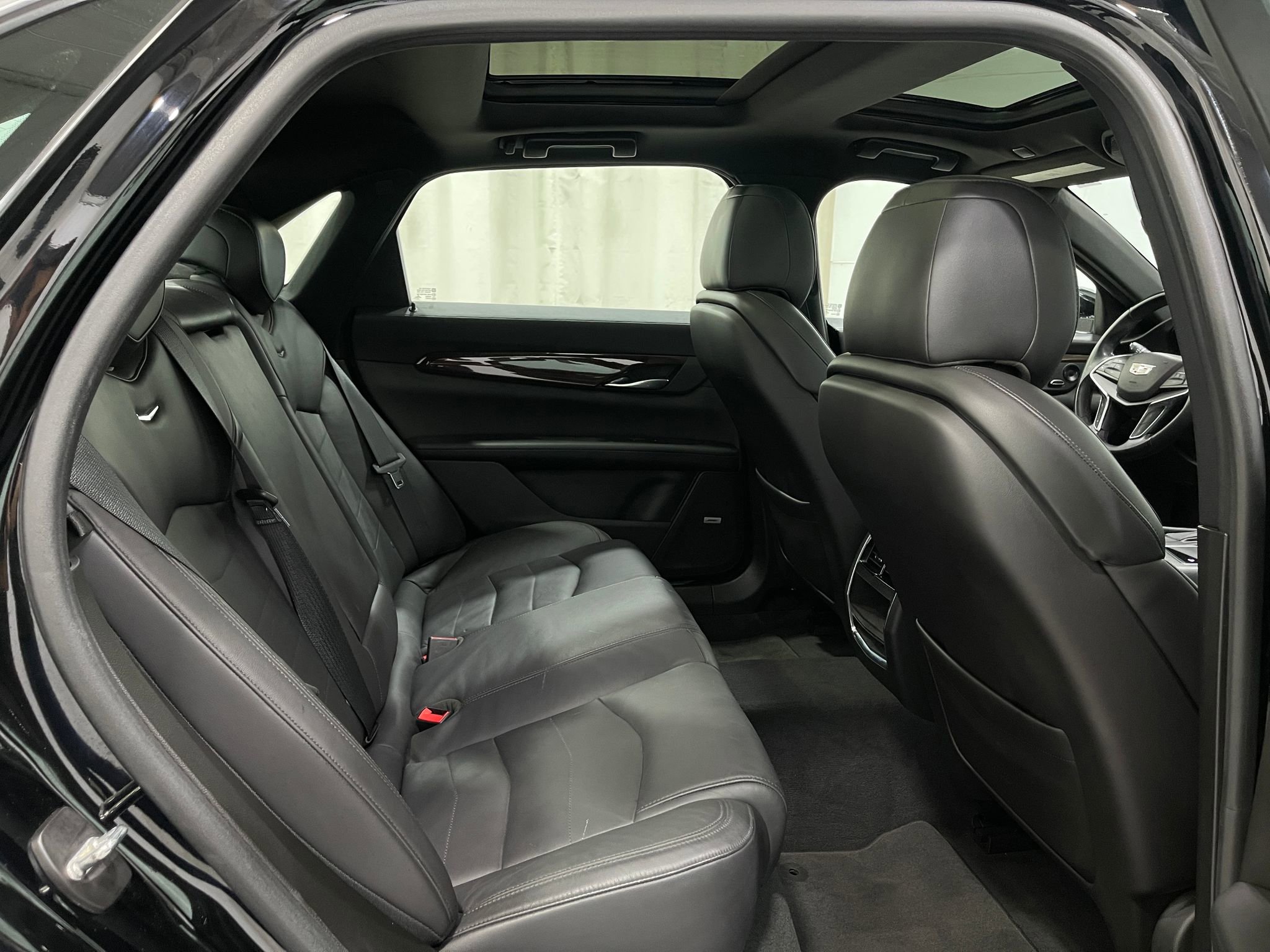 Used 2018 Cadillac CT6 3.6 AWD image 31