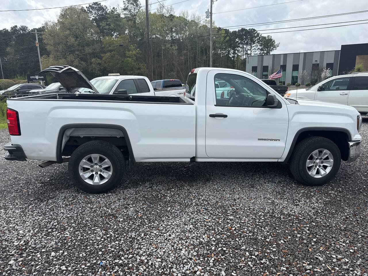 Used 2016 GMC Sierra 1500 2WD Regular Cab image 9
