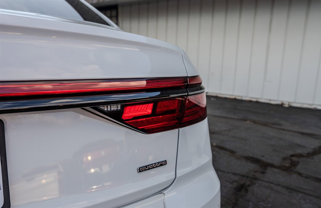 Used 2020 Audi A8 L 4.0T w/ Executive Package image 11