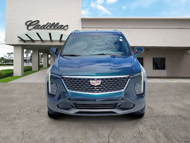 Certified 2025 Cadillac XT4 Premium Luxury FWD image 8