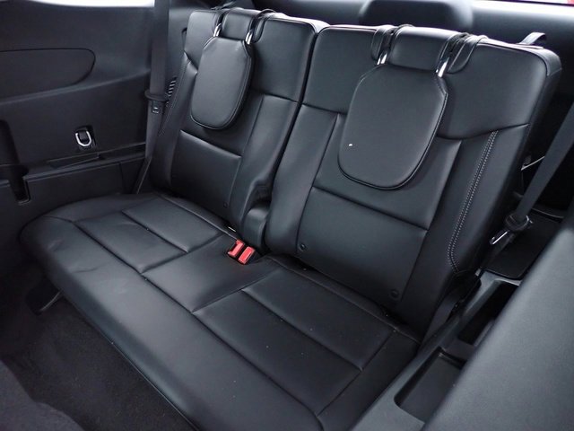 Used 2023 Ford Explorer XLT w/ Equipment Group 202A image 19