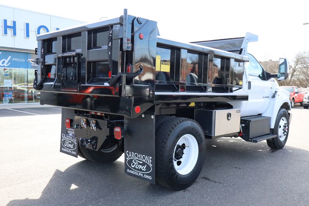 New 2026 Ford F750 2WD Regular Cab Super Duty image 3