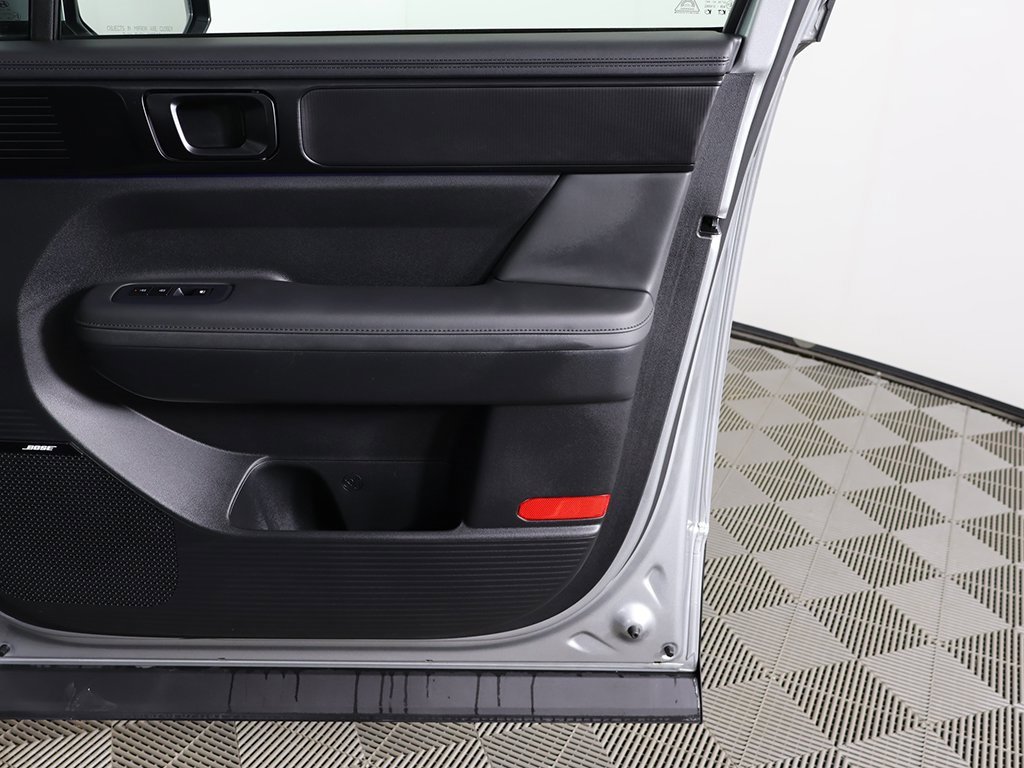 Certified 2025 Hyundai Santa Fe Calligraphy image 28