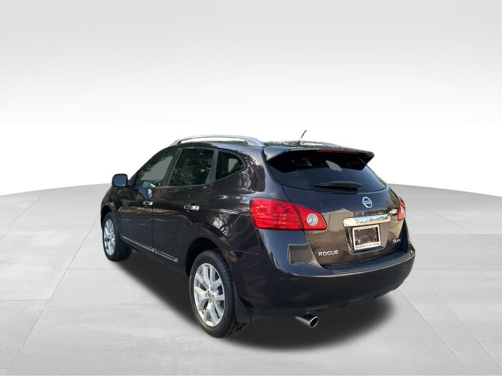Used 2013 Nissan Rogue SL image 3