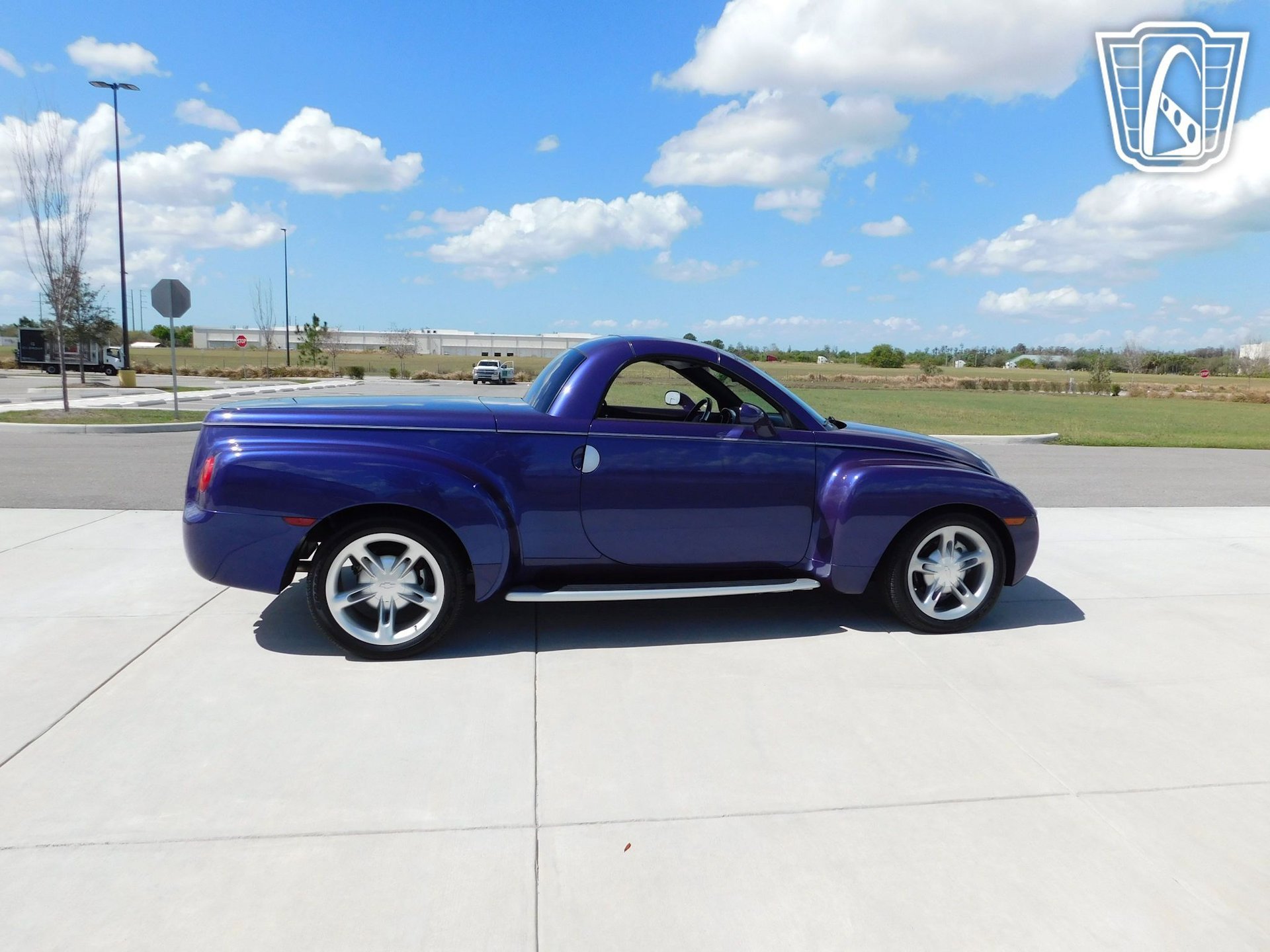 Used 2004 Chevrolet SSR w/ Preferred Equipment Group RWD image 31