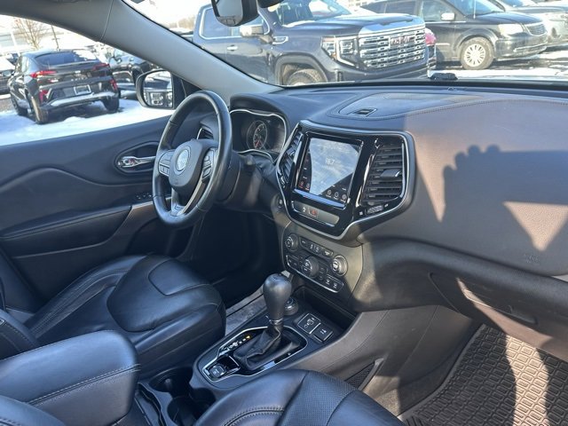 Used 2019 Jeep Cherokee Limited image 17