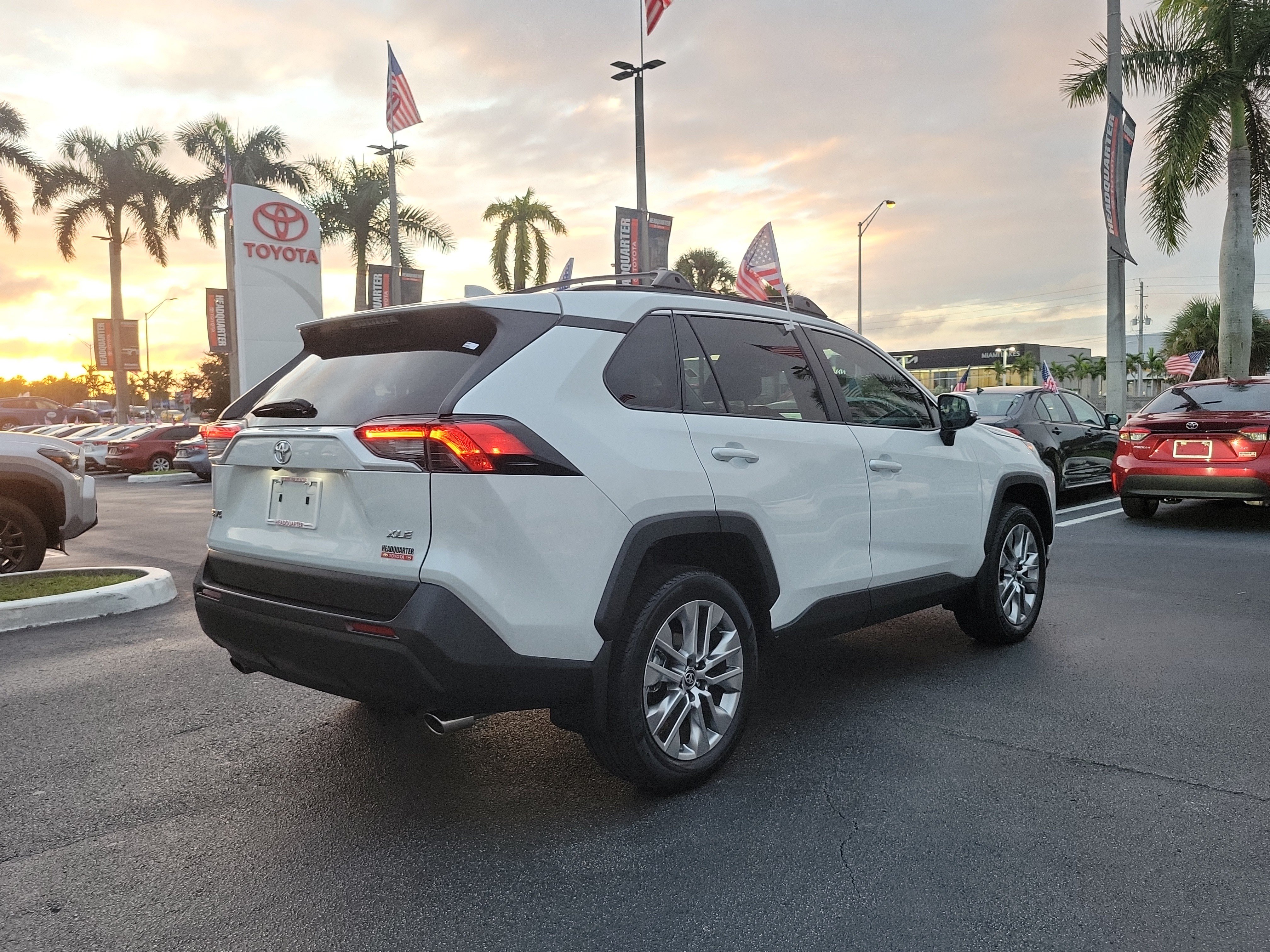 Used 2024 Toyota RAV4 XLE Premium FWD image 12