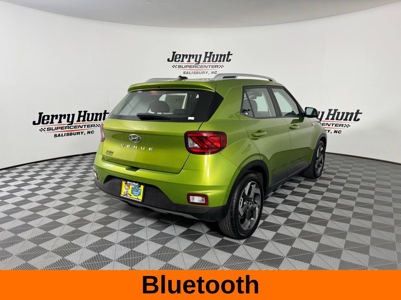 Used 2024 Hyundai Venue SEL image 7