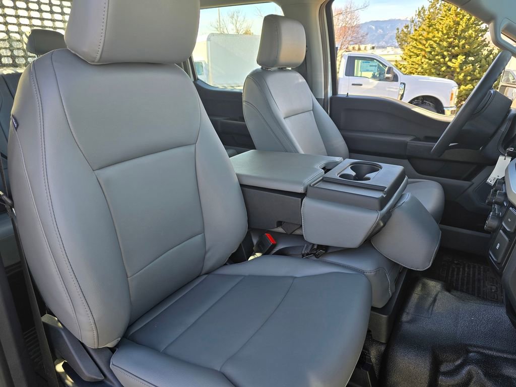 New 2026 Ford F550 4x4 Crew Cab image 45
