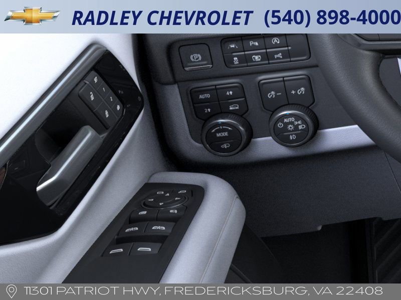 New 2025 Chevrolet Suburban Premier image 22
