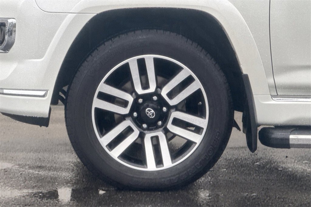 Used 2021 Toyota 4Runner Limited image 29