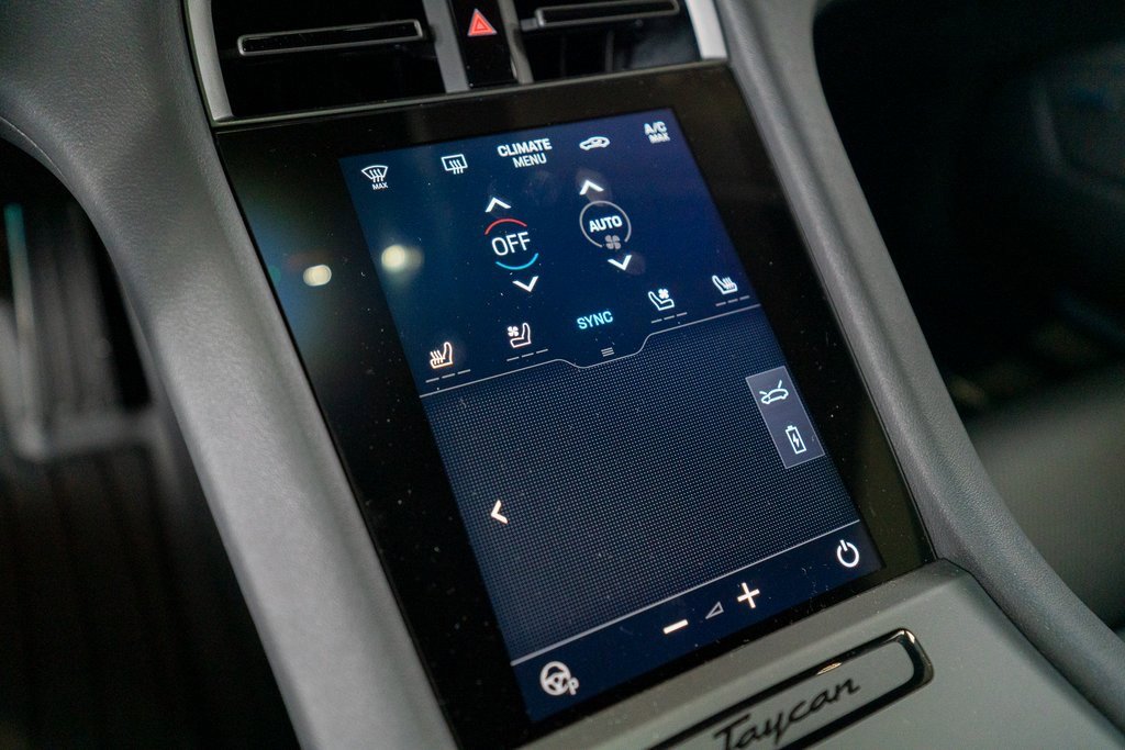 New 2026 Porsche Taycan image 30