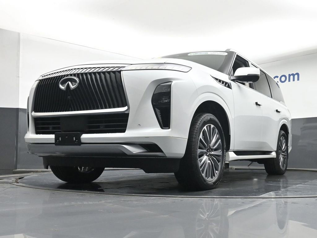 Used 2025 INFINITI QX80 Luxe image 6
