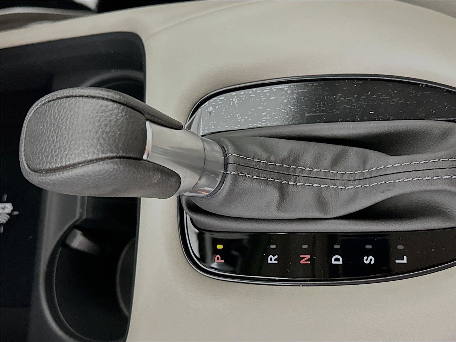New 2026 Honda HR-V LX image 15