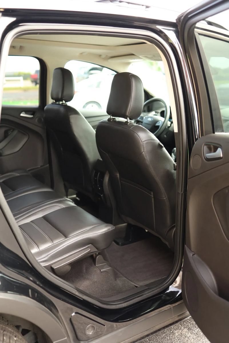 Used 2018 Ford Escape Titanium w/ Ford Safe & Smart Package FWD image 42