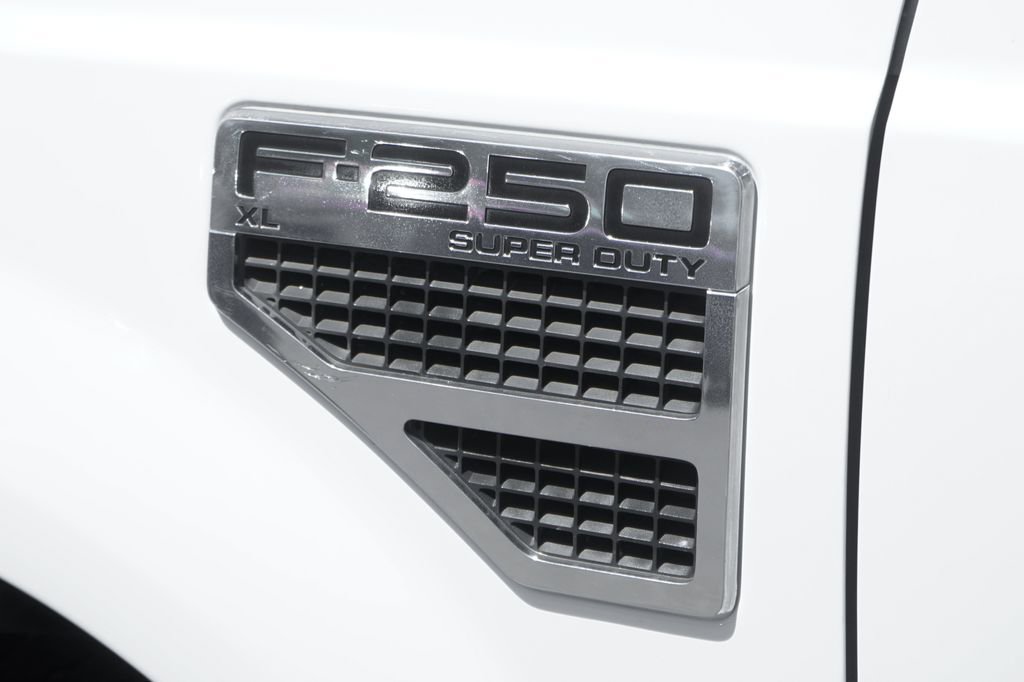 Used 2008 Ford F250 XL RWD image 39
