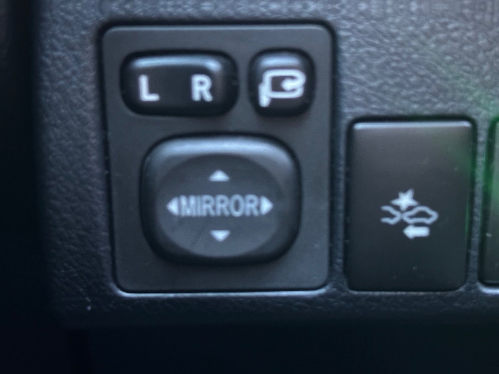 Used 2018 Toyota Corolla iM FWD image 26