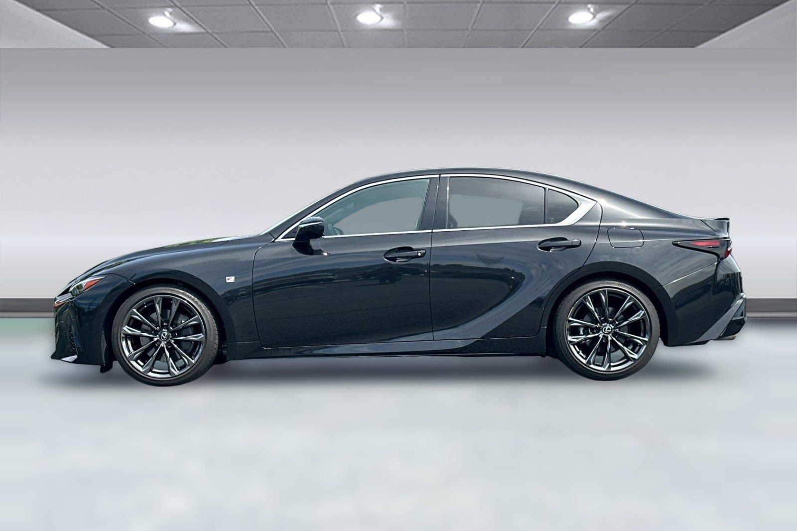 Used 2024 Lexus IS 350 F Sport image 2
