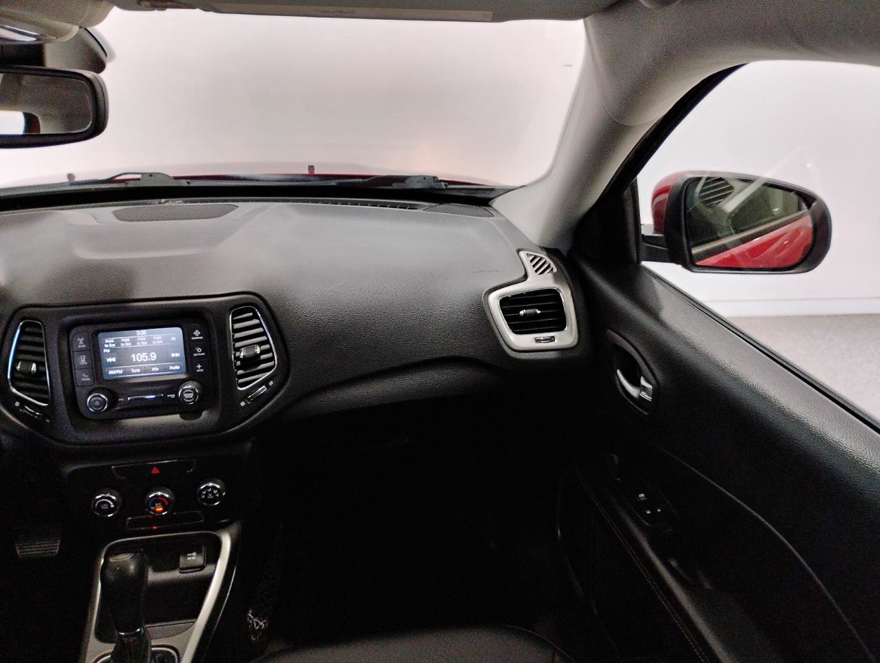 Used 2018 Jeep Compass Latitude image 81