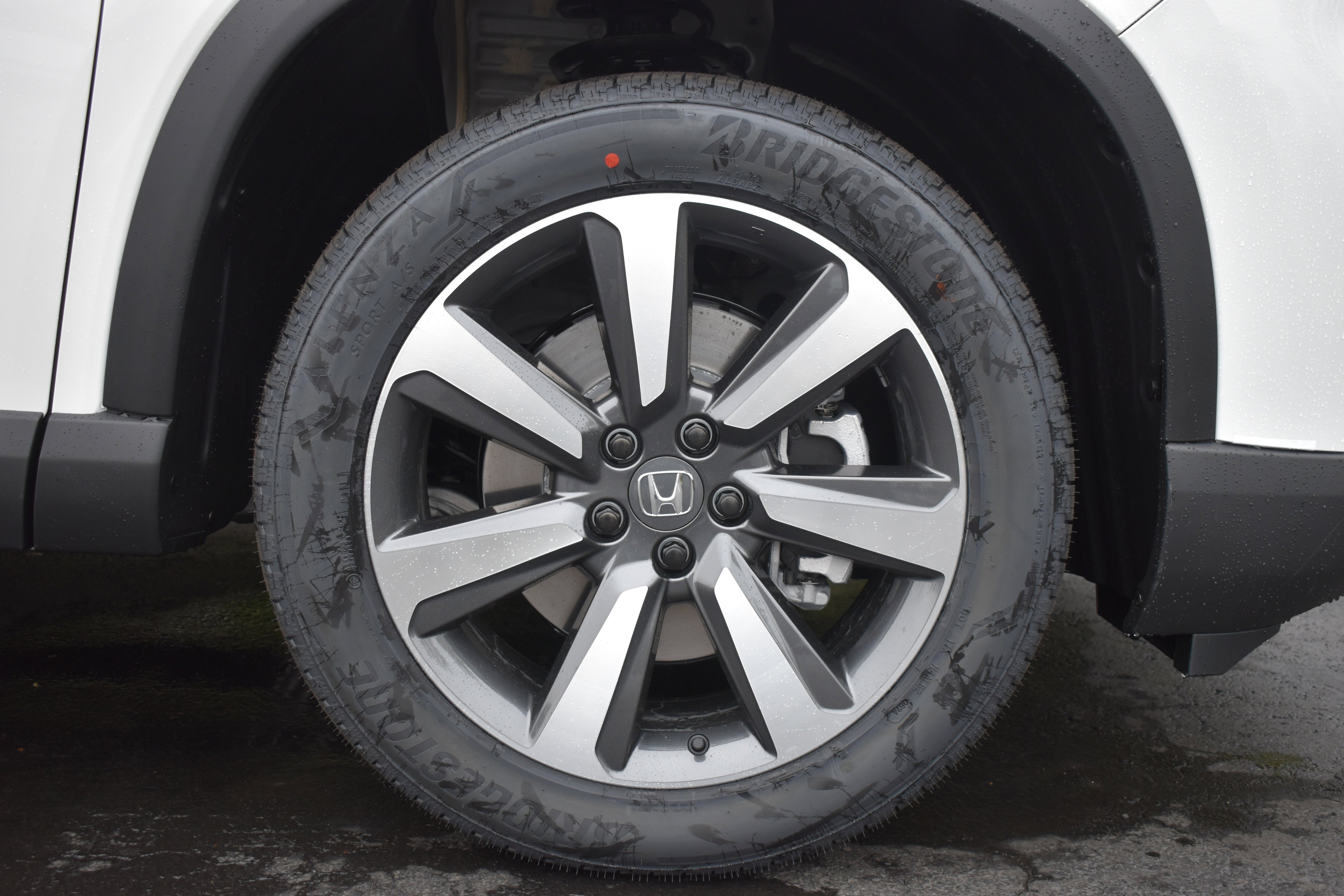 New 2025 Honda Pilot Touring image 19