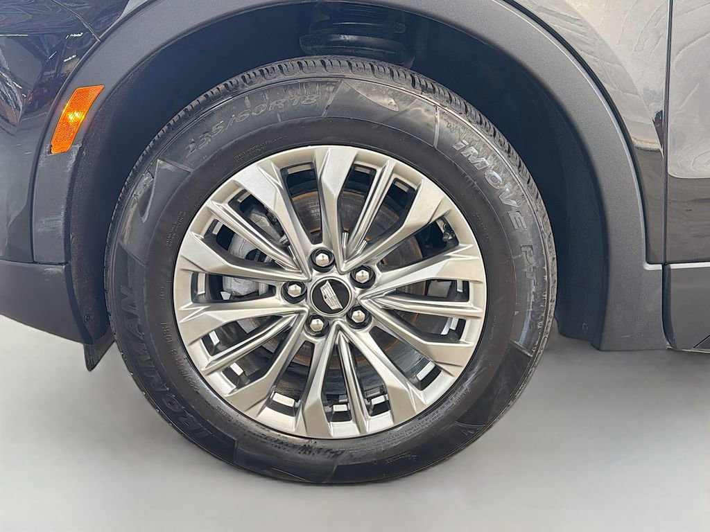Used 2025 Cadillac XT4 Premium Luxury image 31