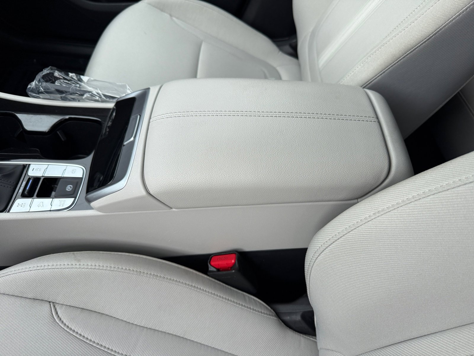 Used 2025 Hyundai Tucson SEL image 14