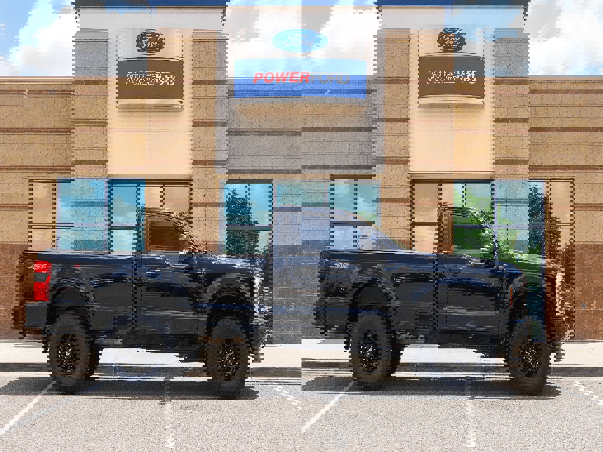 Used 2024 Ford F350 XL w/ STX Appearance Package image 4