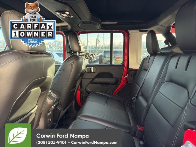 Used 2022 Jeep Wrangler Unlimited Sahara w/ Cold Weather Group image 9