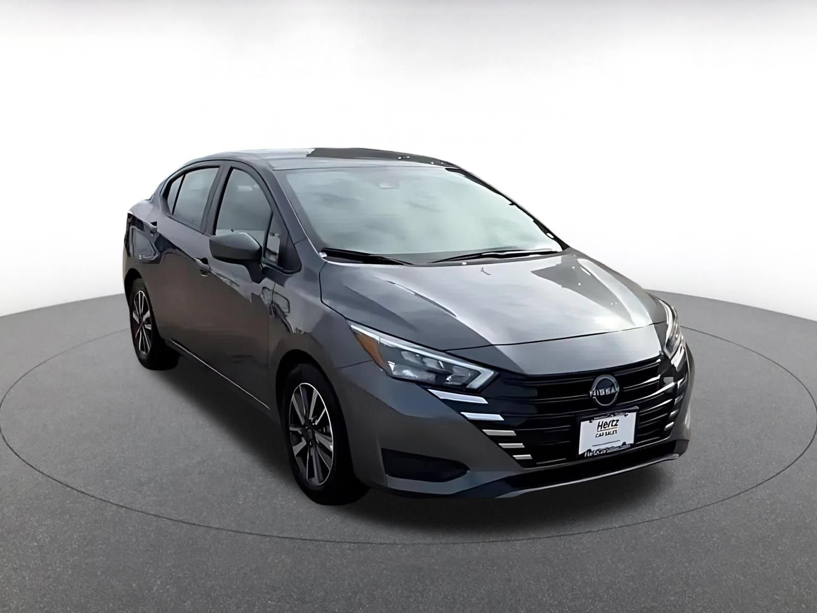 Used 2025 Nissan Versa SV FWD image 3