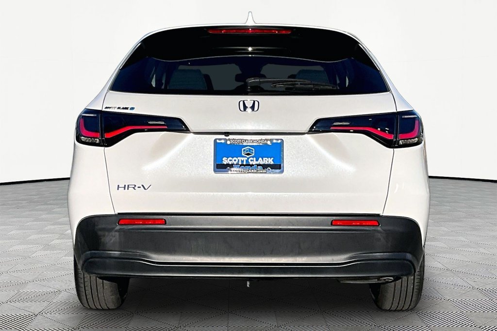 Used 2024 Honda HR-V LX image 7