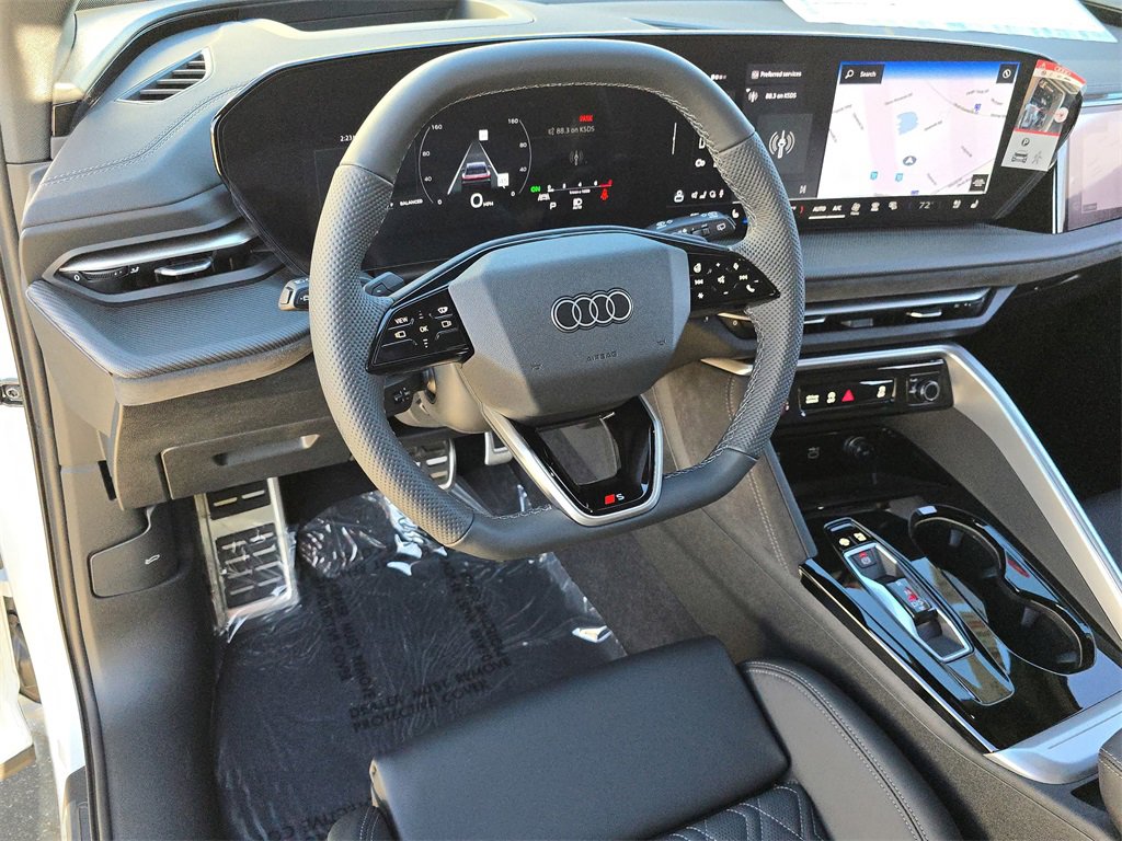 New 2025 Audi SQ5 Prestige image 16