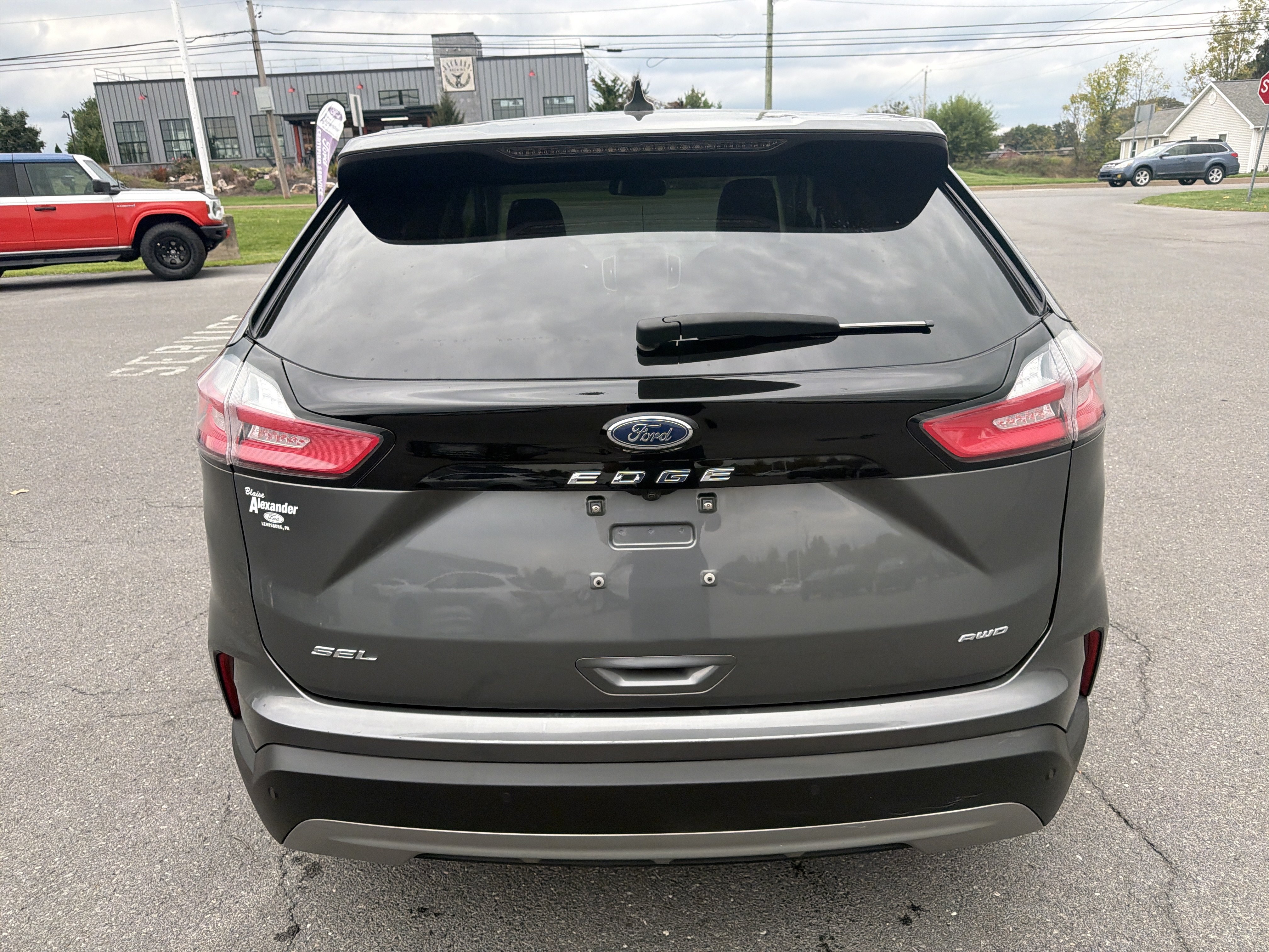 Used 2024 Ford Edge SEL AWD/4WD image 4
