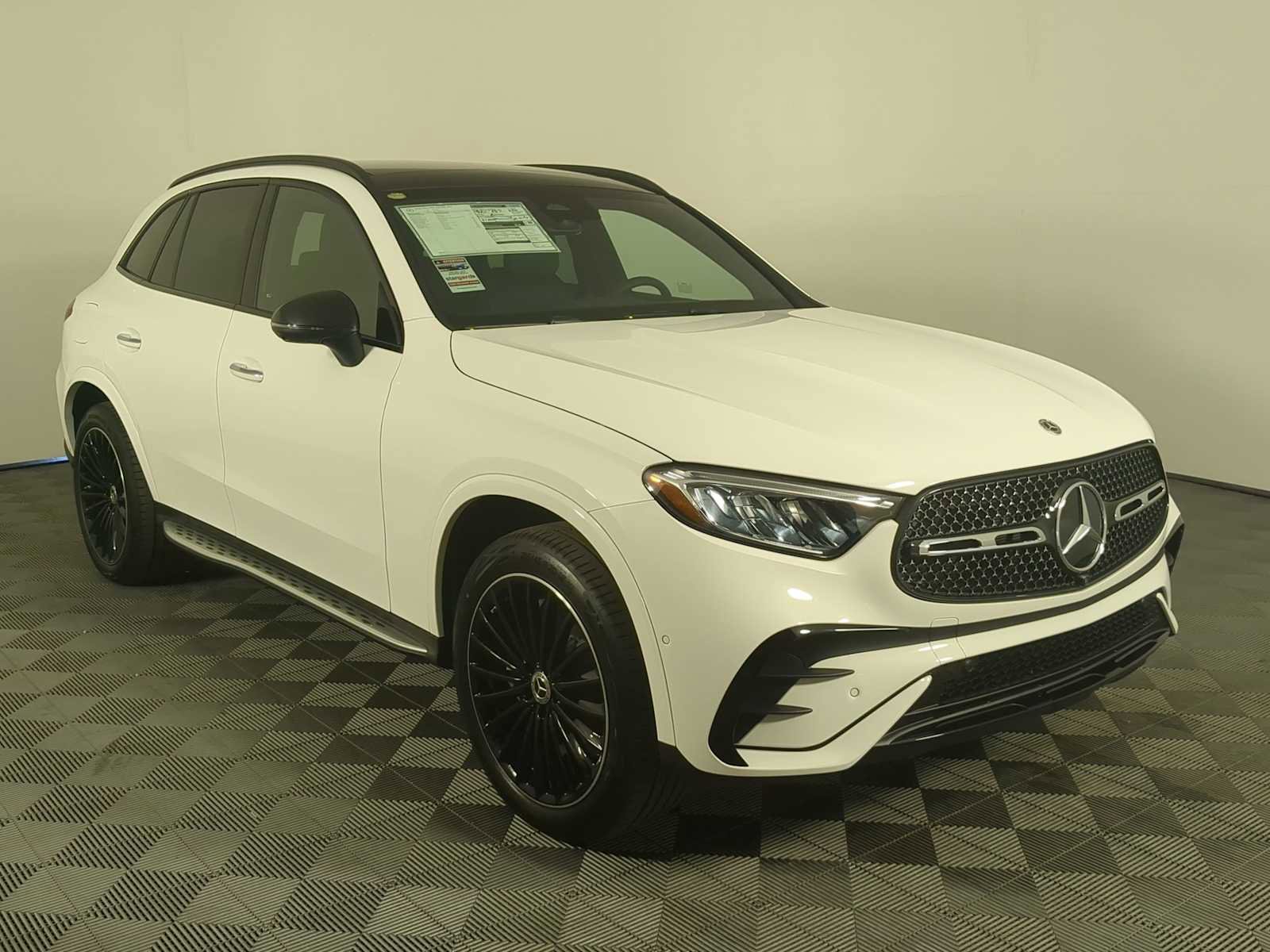 New 2026 Mercedes-Benz GLC 350e 4MATIC image 7