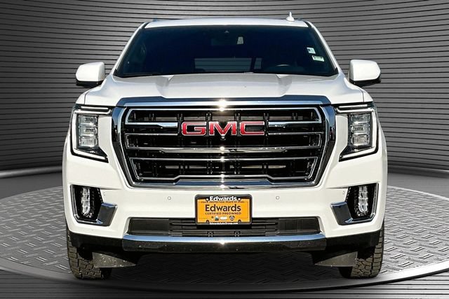 Used 2023 GMC Yukon XL SLT w/ SLT Premium Package AWD/4WD image 2