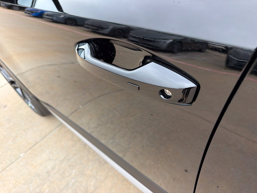 New 2027 Nissan Kicks SR AWD/4WD image 12