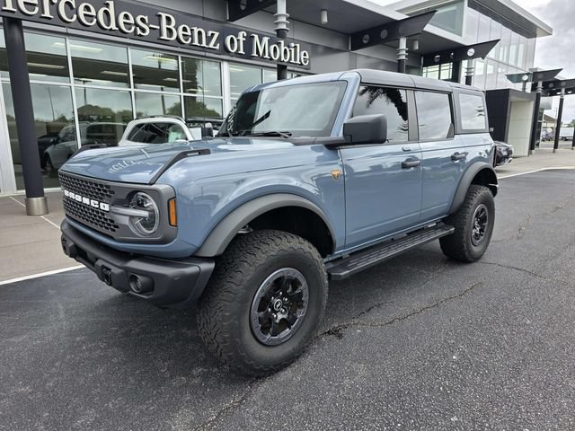 Used 2023 Ford Bronco Badlands AWD/4WD image 2